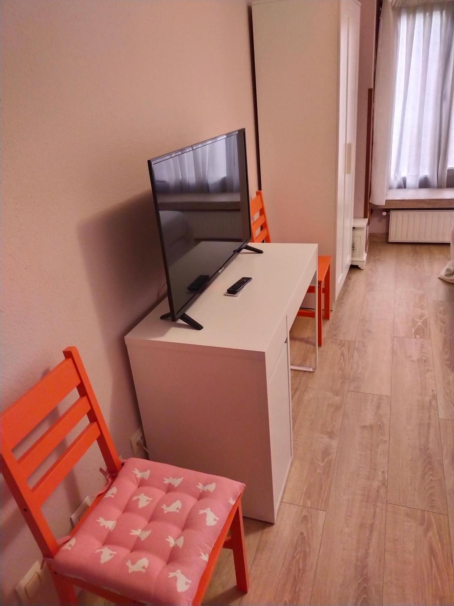 Hostal Alvarez โอเบียโด ภายนอก รูปภาพ